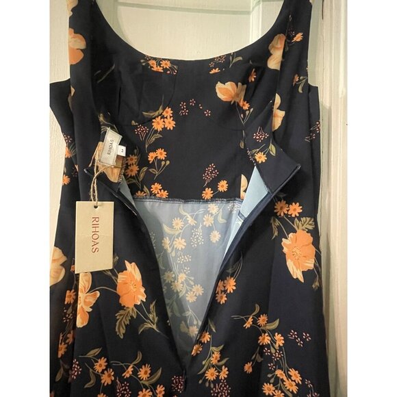 NWT Women’s Black Floral Maxi Dress Size Medium - Picture 4 of 7